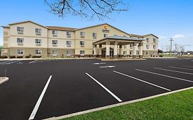 Comfort Inn & Suites Fremont Oh